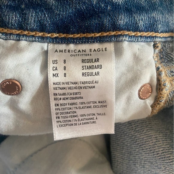 American Eagle EUC super high rise A-line distressed denim mini skirt size 8 - Picture 4 of 7